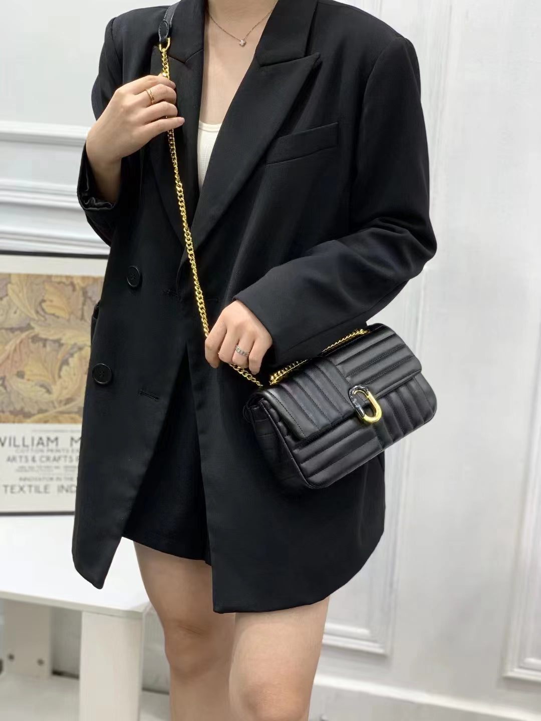 Black shoulder bag