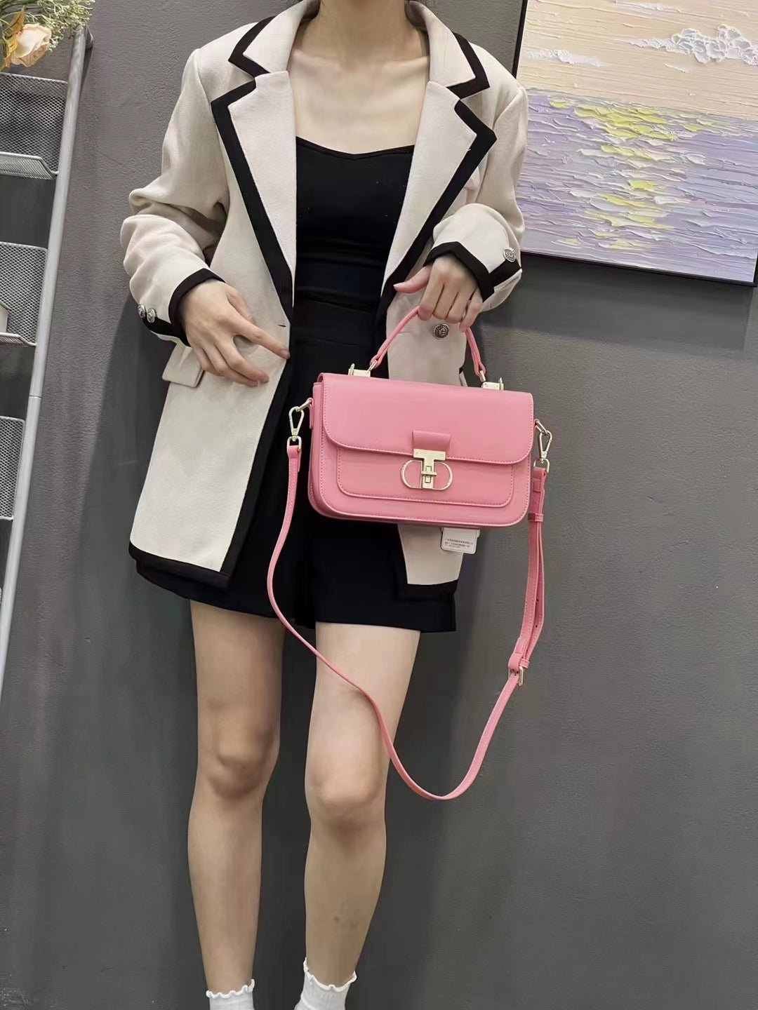 shoulder bag