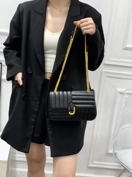 Black shoulder bag