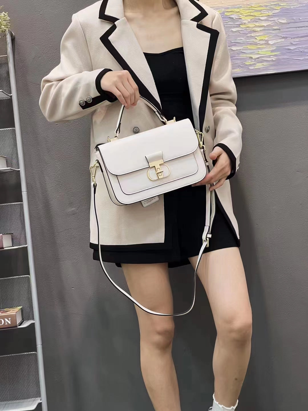 shoulder bag